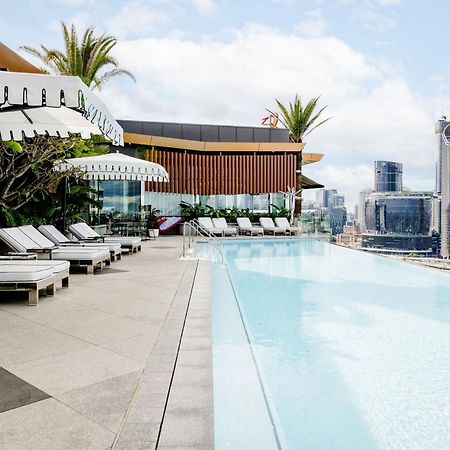 Emporium Hotel South Bank Brisbane Exterior photo The rooftop pool at The Standard, Bangkok