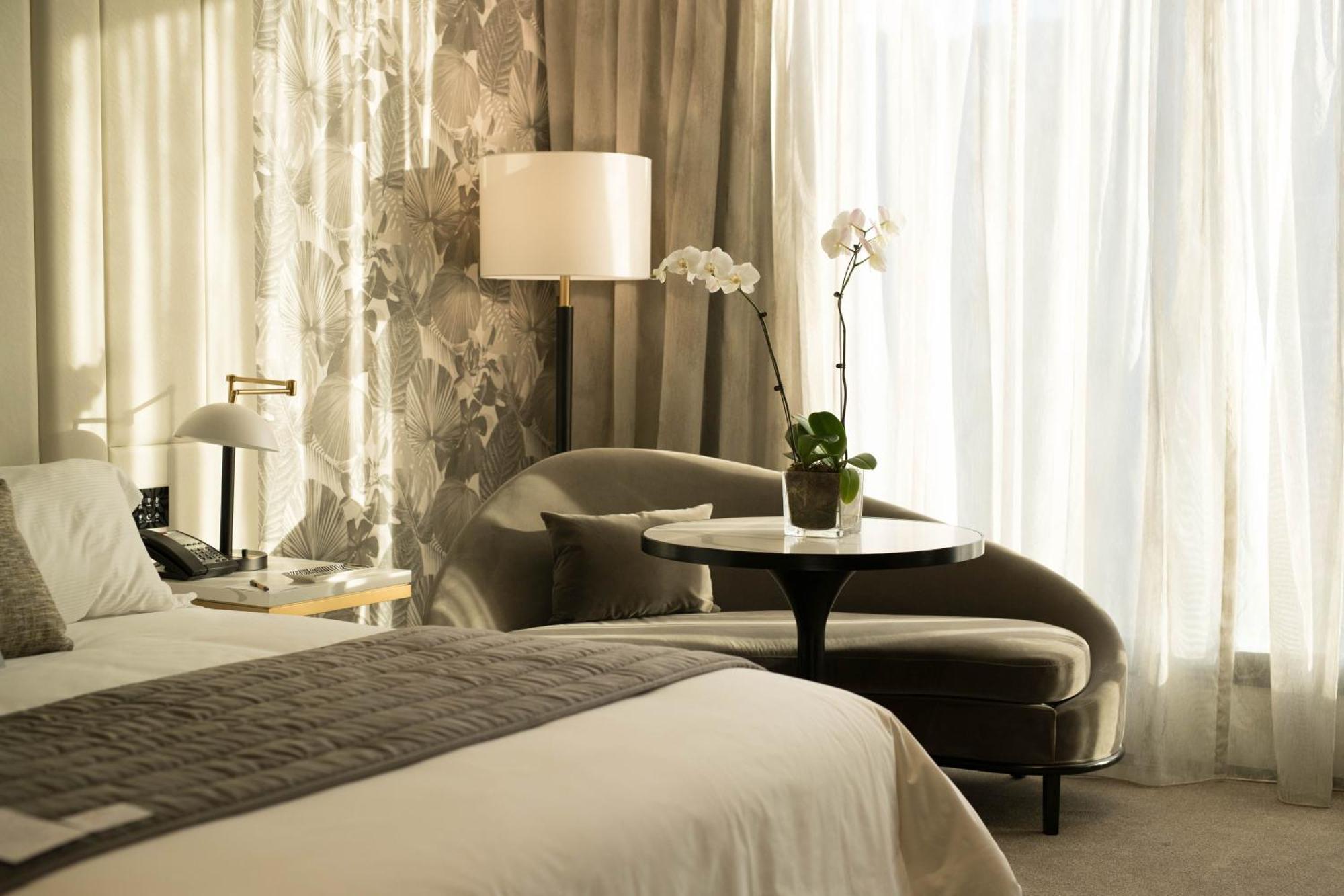 Emporium Hotel South Bank Brisbane Exterior photo A room at the Mandarin Oriental, Munich