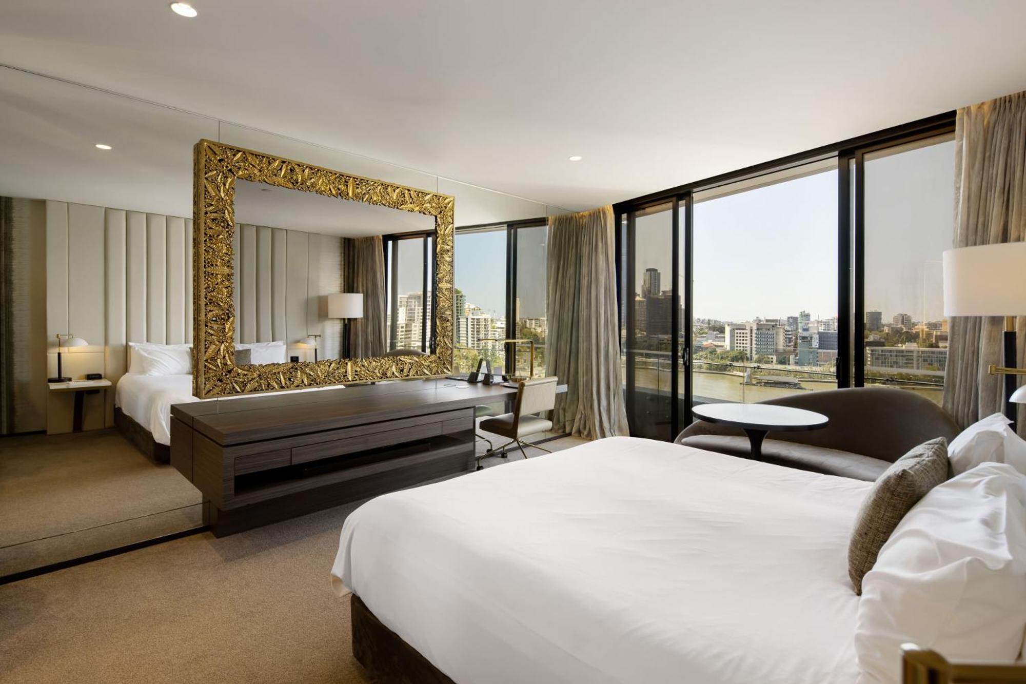 Emporium Hotel South Bank Brisbane Exterior photo A typical bedroom