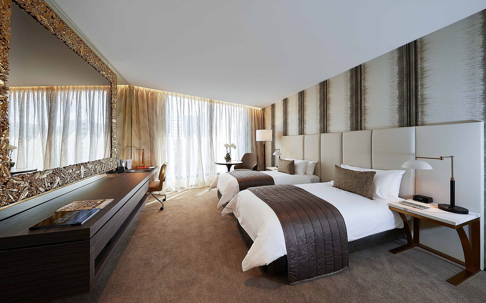 Emporium Hotel South Bank Brisbane Exterior photo Deluxe Room